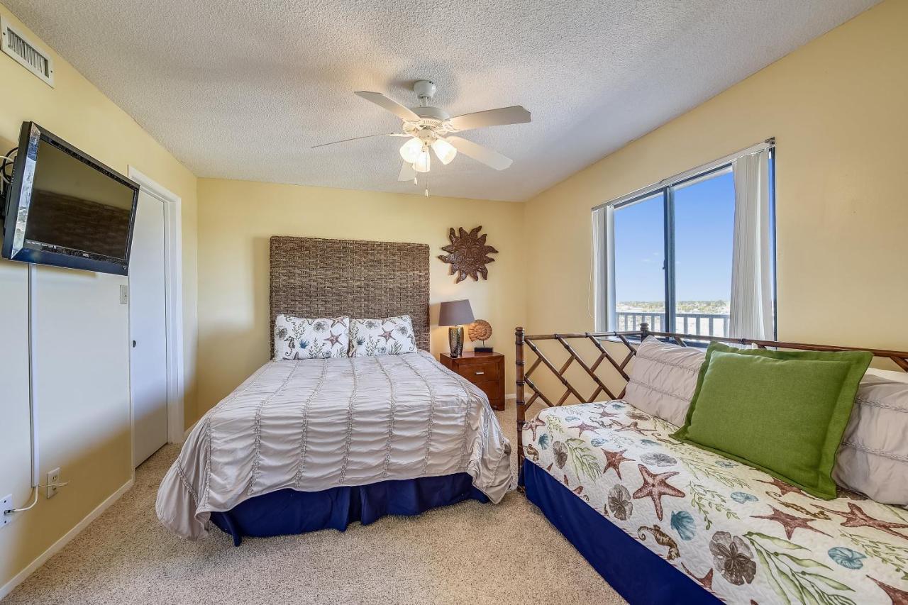 Commodore Resort #707 By Book That Condo Panama City Beach Buitenkant foto